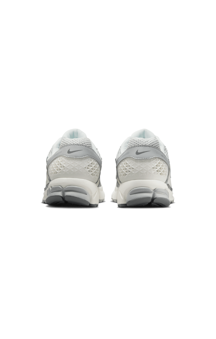 NIKE Zoom Vomero 5 Men's "Metallic Silver"