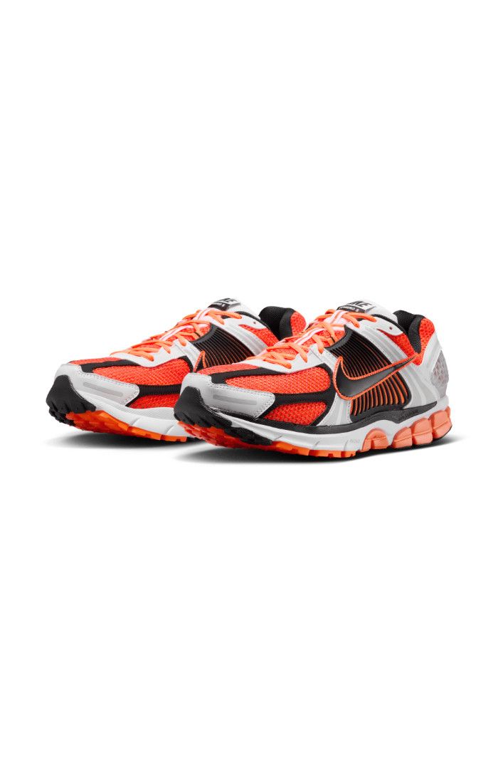 NIKE Zoom Vomero 5 Men's "Total Orange"