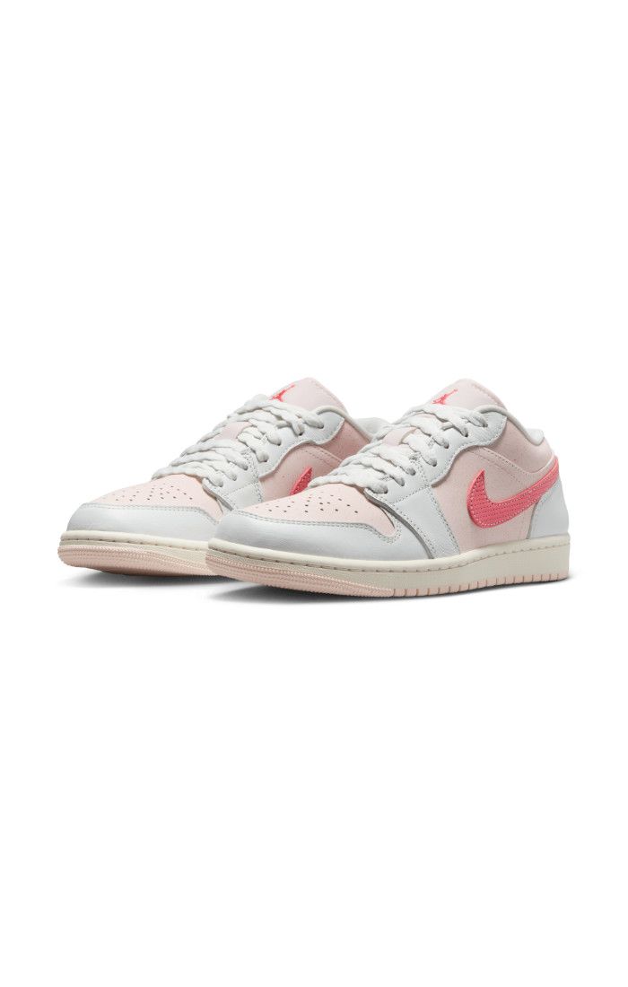 AIR JORDAN 1 Low SE Women's "Strawberry Milkshake"