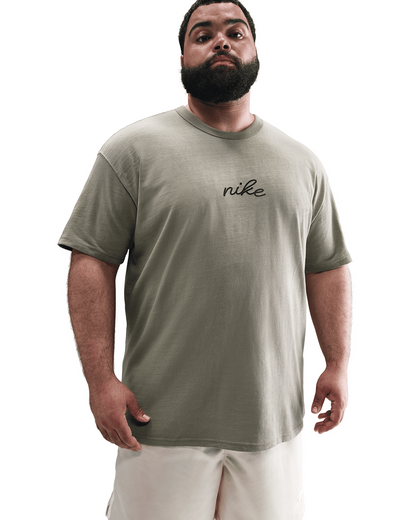 Sportswear Premium Essentials Tee