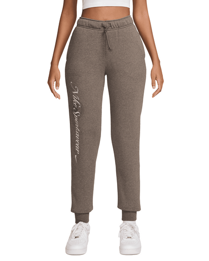 Sportswear Mid Rise Graphic Club Fleece Pant