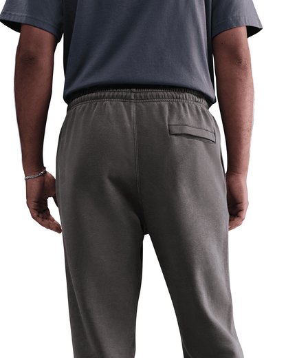 Sportswear Club Washed Cuffed Fleece Pants