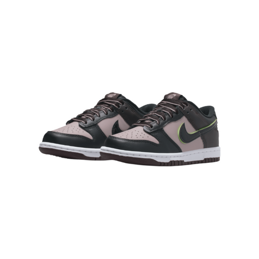 Dunk Low SE Youth "Particle Rose"