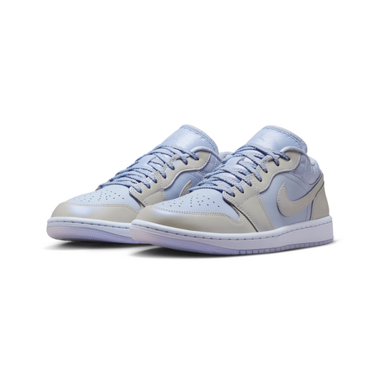 Air Jordan 1 Low SE Womens "Ghost Pearlized Quilt"