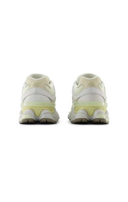 9060 Men's Mineral Grey