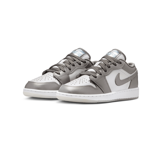 Air Jordan 1 Low SE Youth "Inspired by the Greatest"