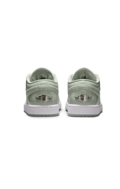 AIR JORDAN 1 Low SE Women's "Seafoam"